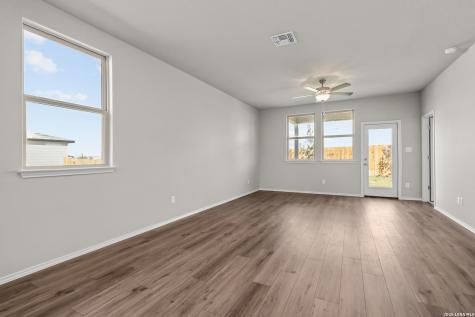 2507 Dry Moss Way San Antonio TX 78224