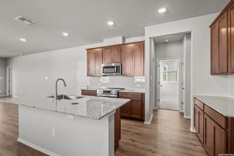 2507 Dry Moss Way San Antonio TX 78224