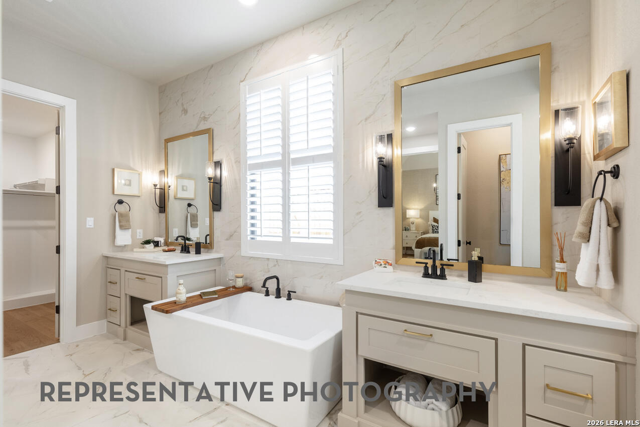 6968 Hallie Hunt Schertz TX 78154