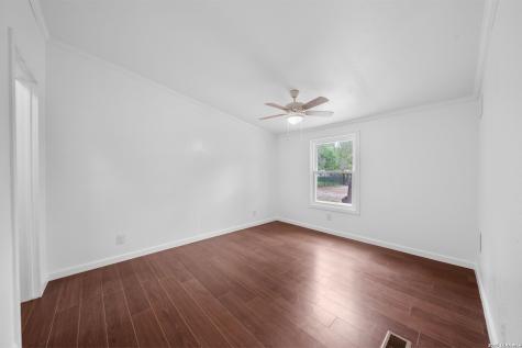 929 Hickory Grove La Vernia TX 78121