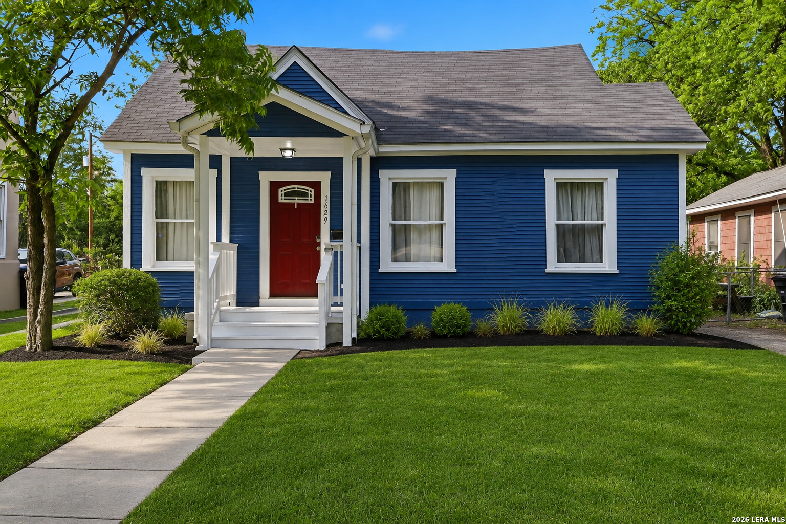1629 W Woodlawn San Antonio TX 78201