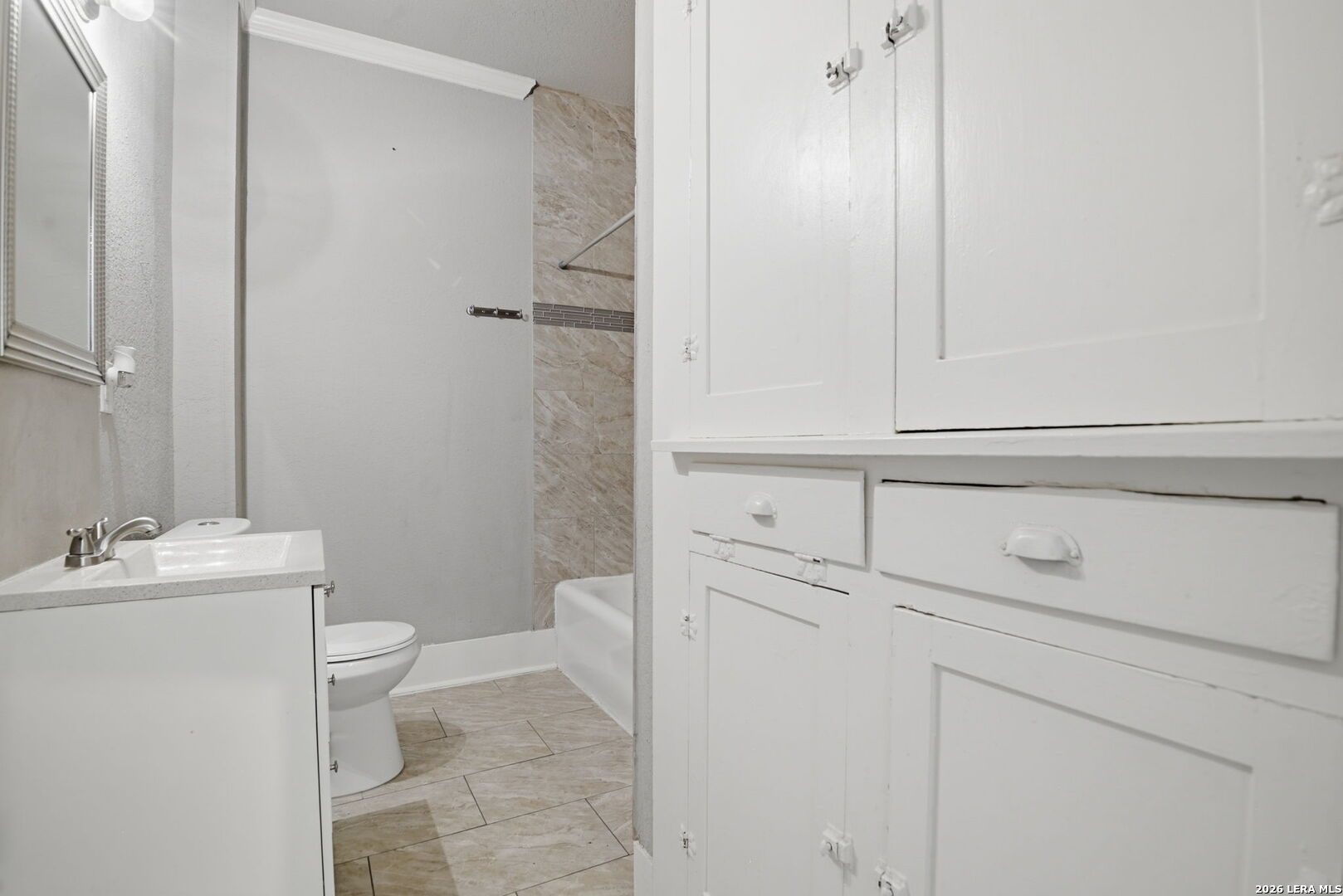 1629 W Woodlawn San Antonio TX 78201