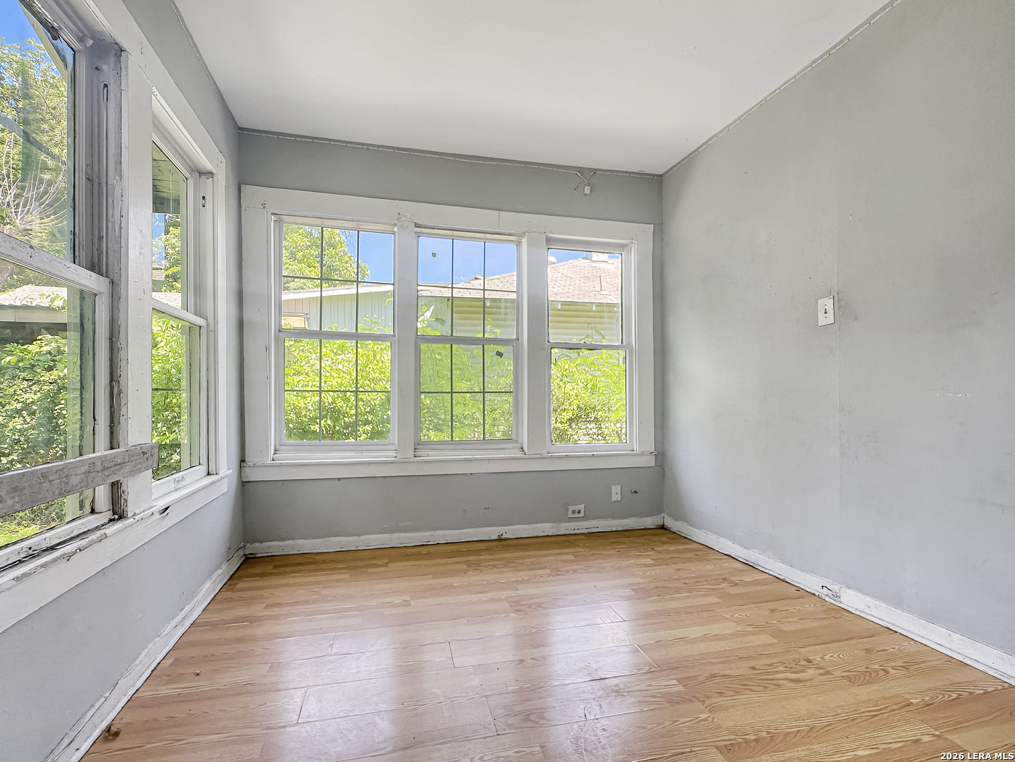 423 Barrett Place San Antonio TX 78225
