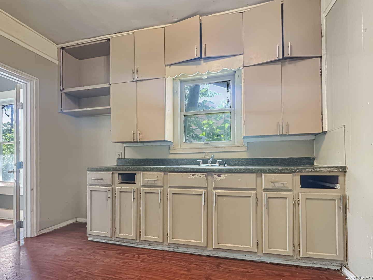 423 Barrett Place San Antonio TX 78225
