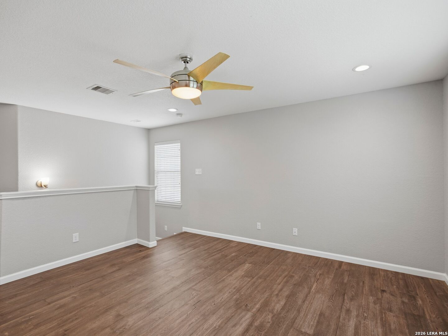 6605 Wood Bench Live Oak TX 78233
