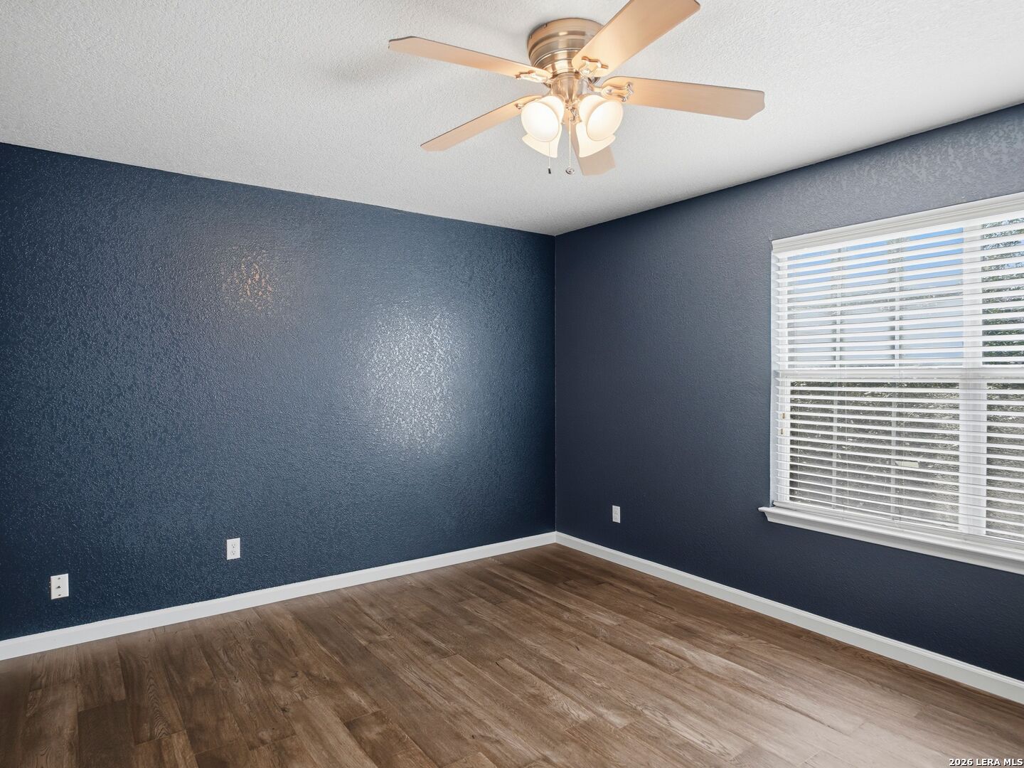 6605 Wood Bench Live Oak TX 78233