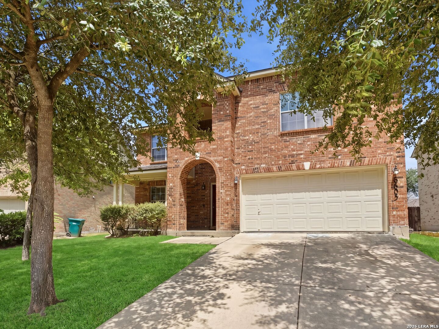 6605 Wood Bench Live Oak TX 78233