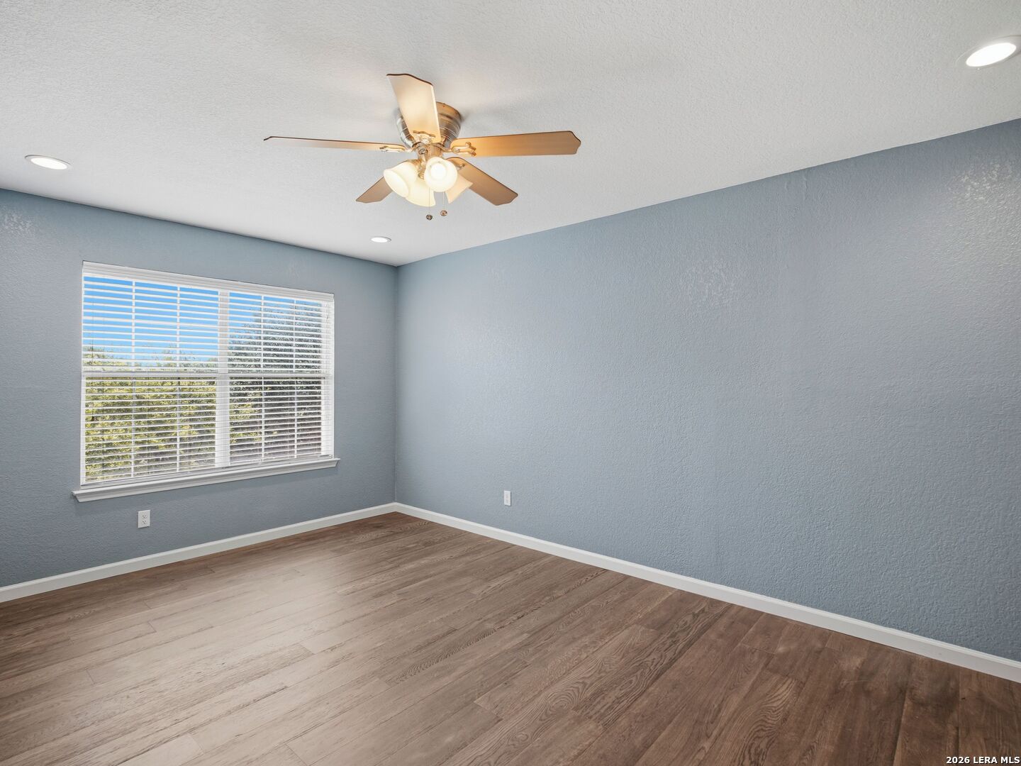 6605 Wood Bench Live Oak TX 78233