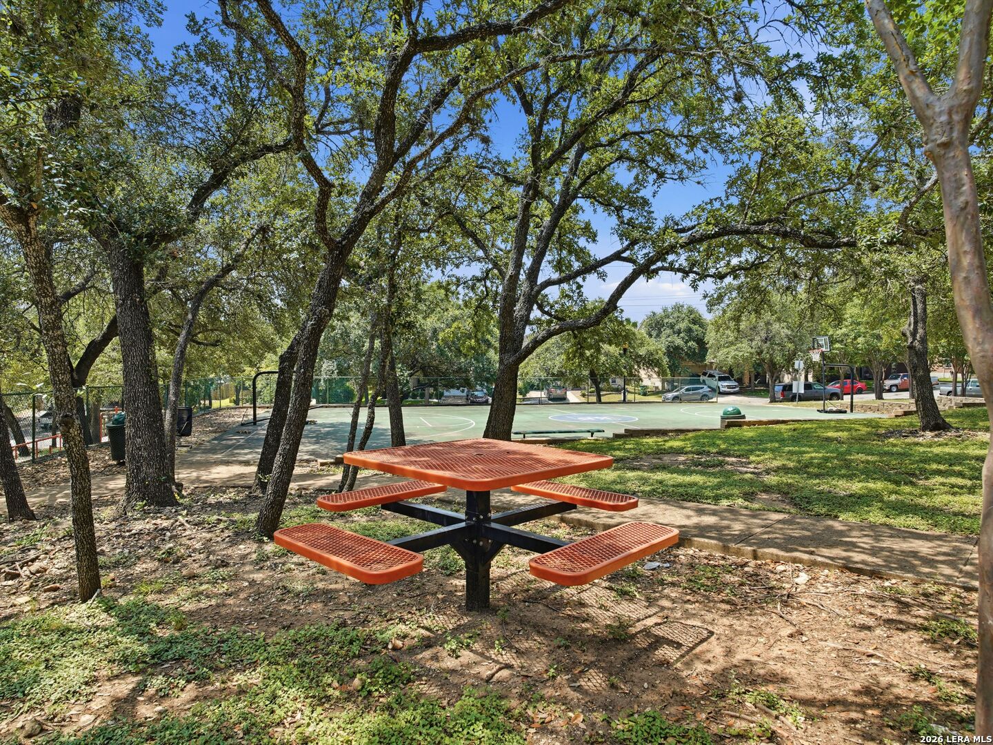 6605 Wood Bench Live Oak TX 78233