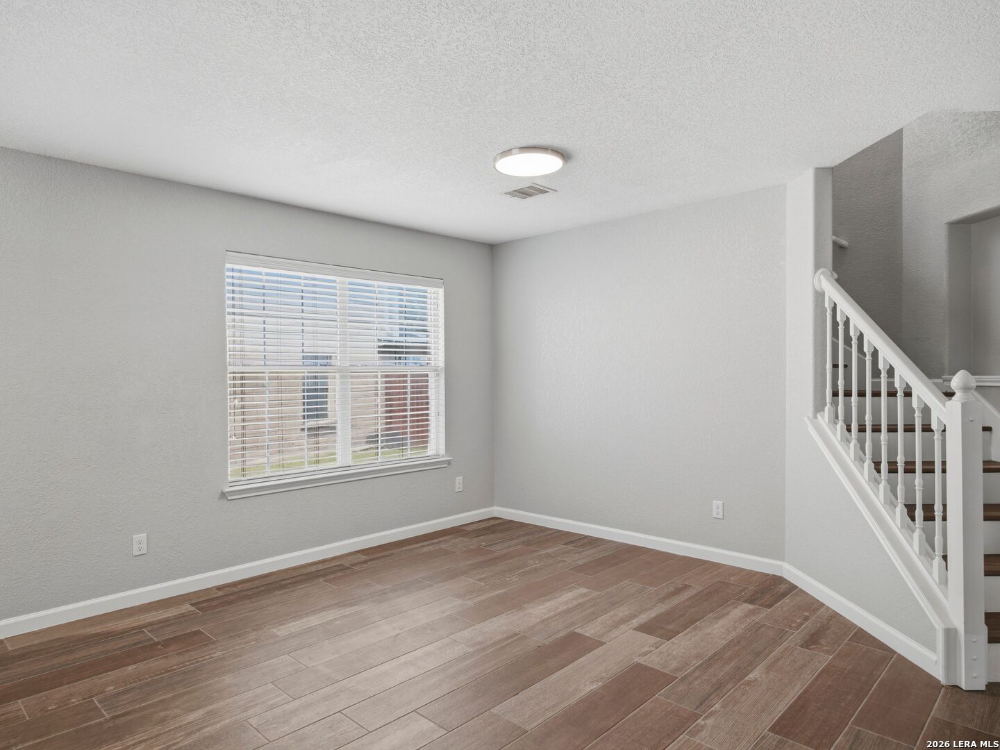 6605 Wood Bench Live Oak TX 78233