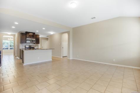 2602 Indian Forest San Antonio TX 78244