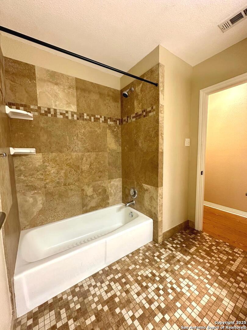 411 W Hart Avenue San Antonio TX 78214