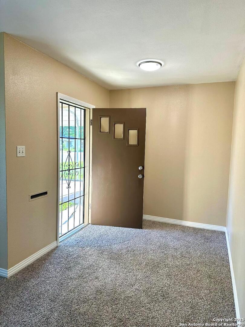 411 W Hart Avenue San Antonio TX 78214
