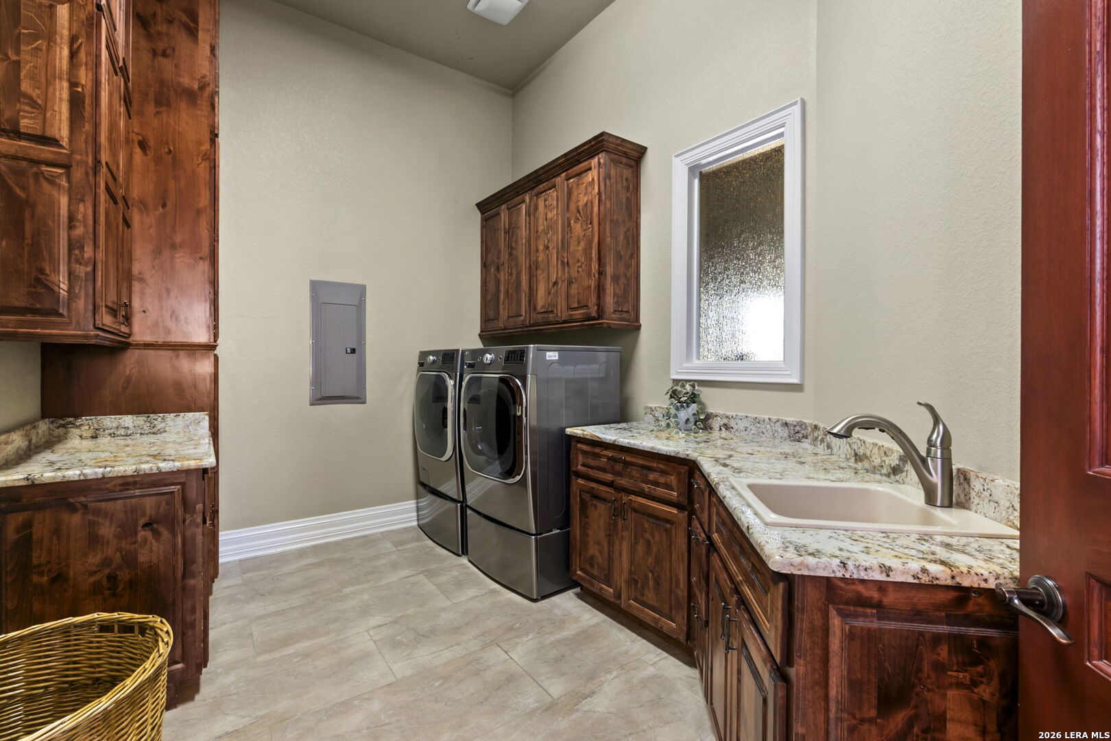 6762 Manor Hill San Antonio TX 78257