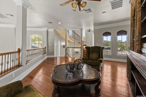 6762 Manor Hill San Antonio TX 78257
