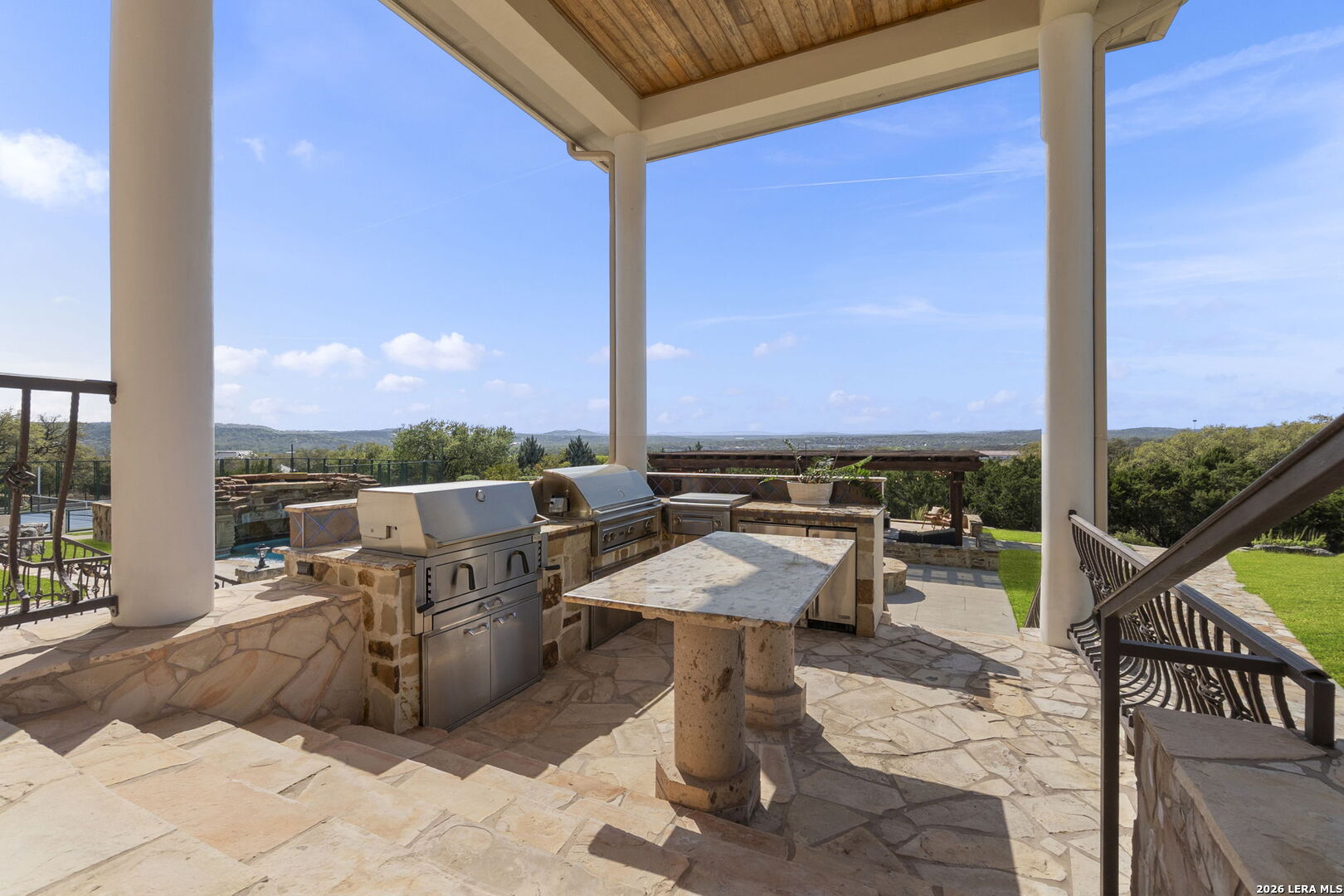 6762 Manor Hill San Antonio TX 78257