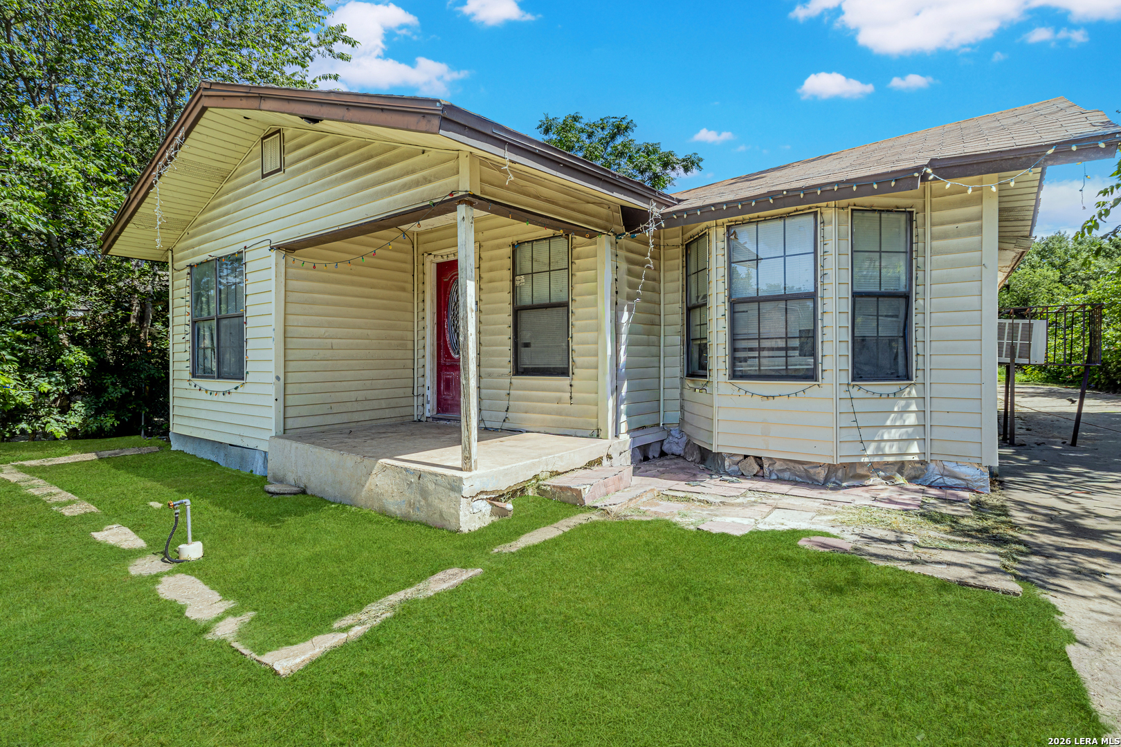 3719 W Travis Street San Antonio TX 78207