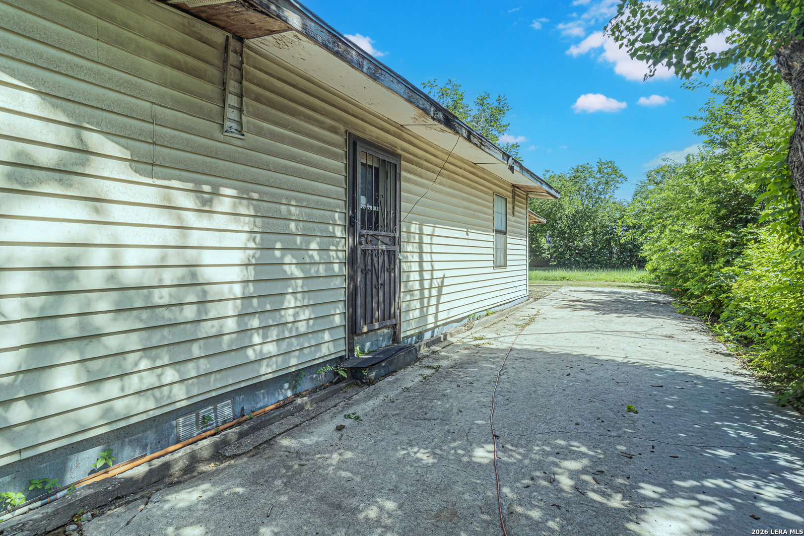 3719 W Travis Street San Antonio TX 78207