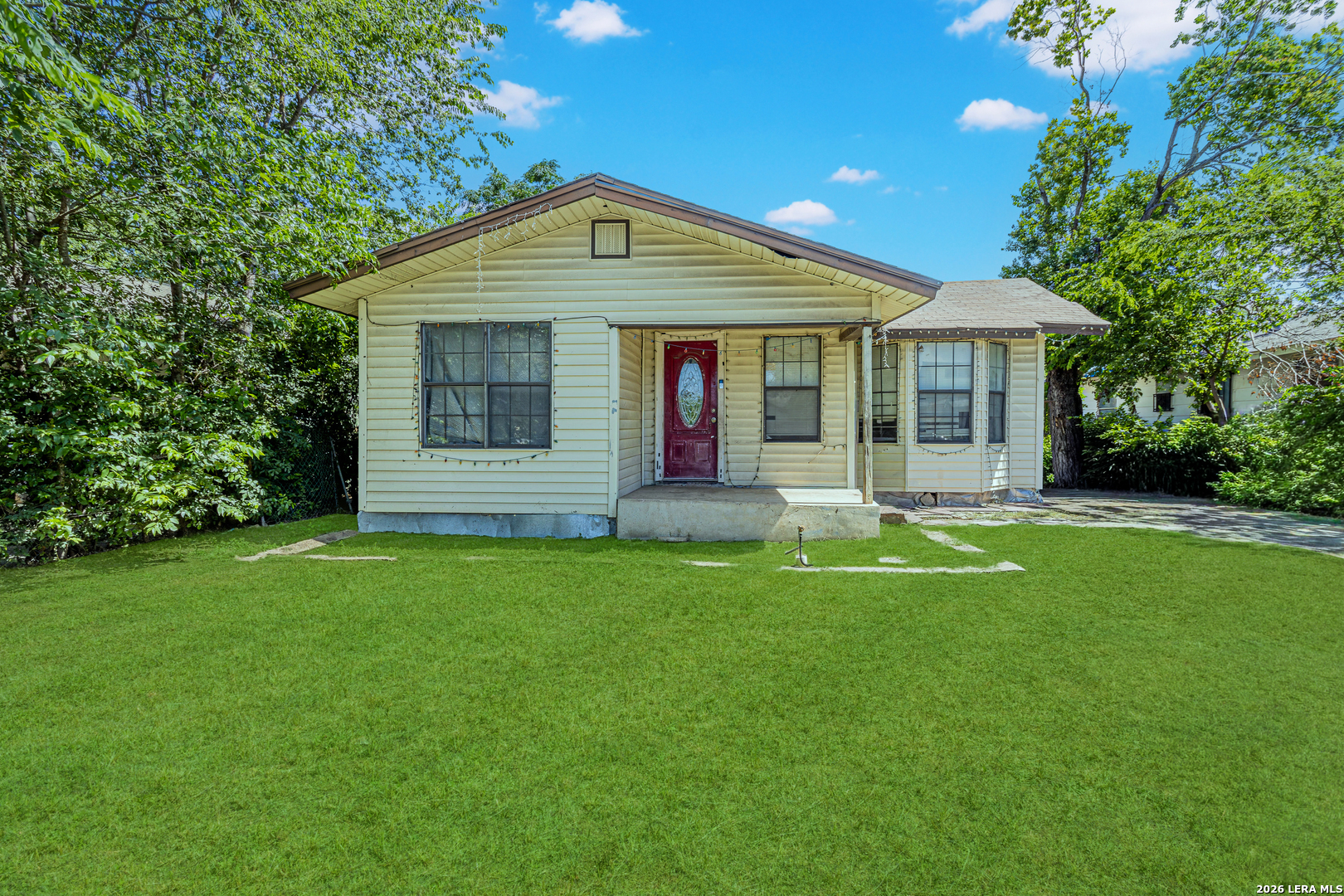 3719 W Travis Street San Antonio TX 78207