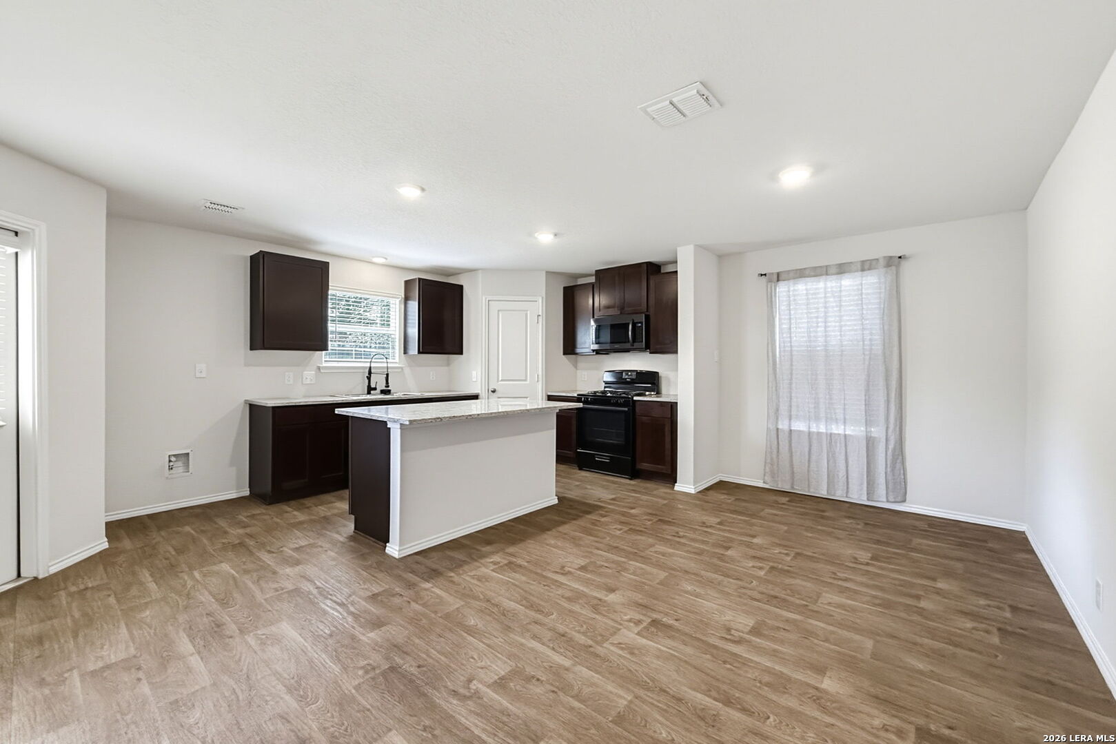 15350 Brown Violetear San Antonio TX 78253