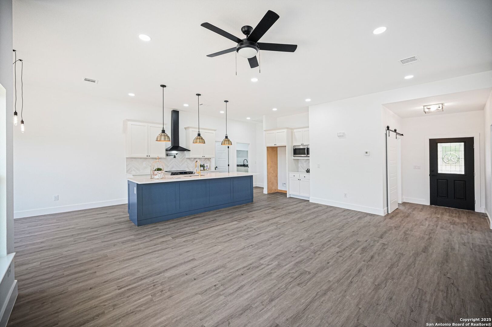 101 N John Bird Blanco TX 78606