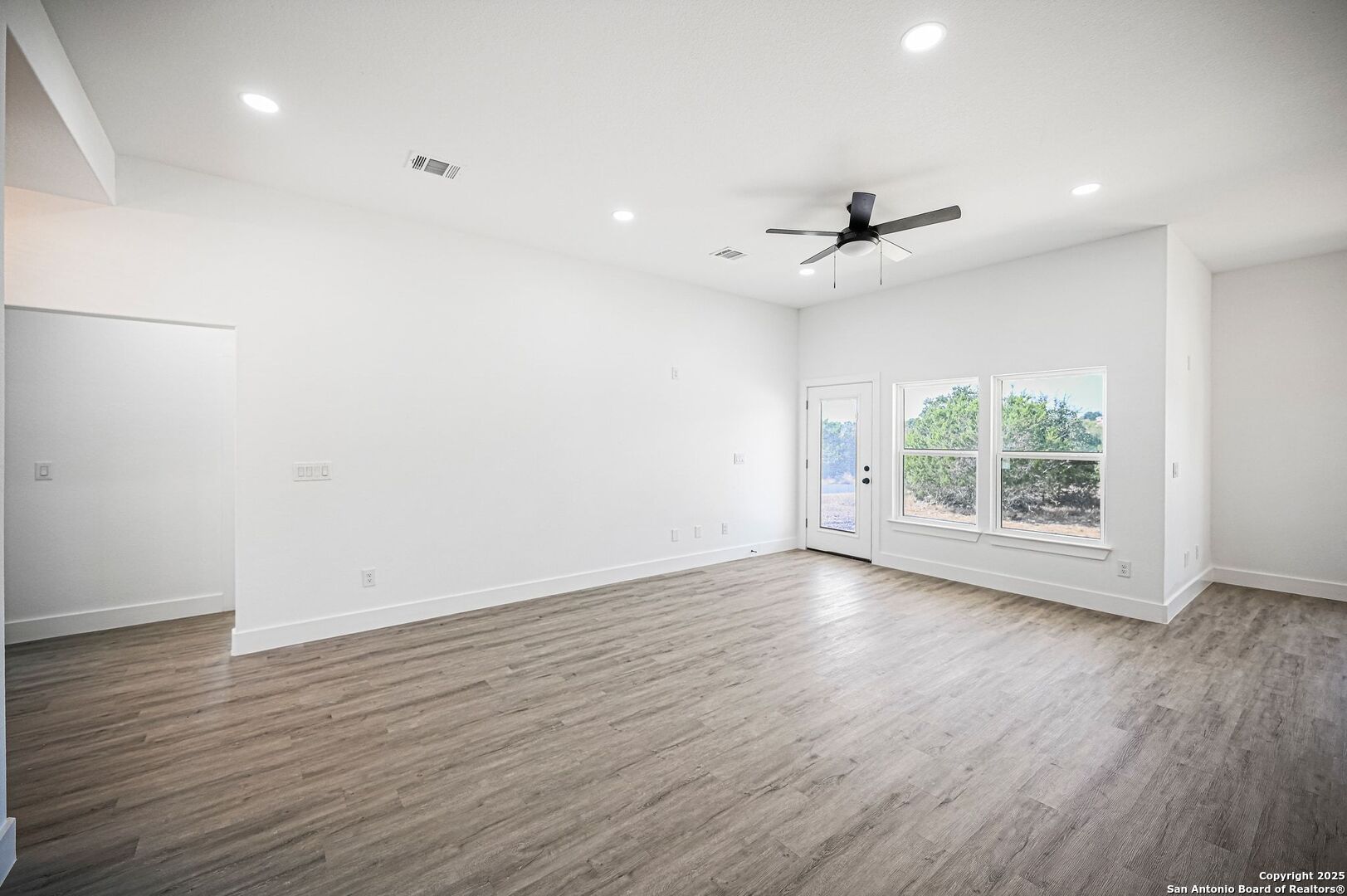 101 N John Bird Blanco TX 78606