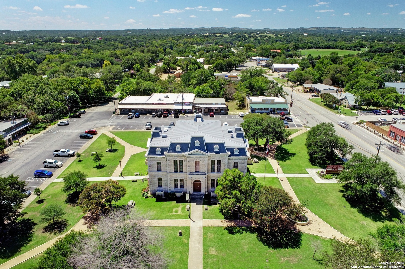 101 N John Bird Blanco TX 78606