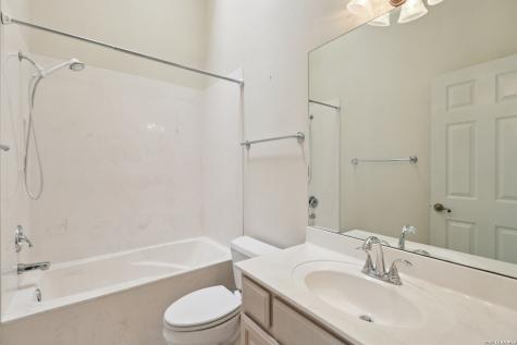 632 Oak Valley Kerrville TX 78028