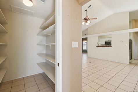 632 Oak Valley Kerrville TX 78028