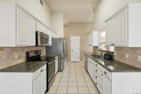 632 Oak Valley Kerrville TX 78028