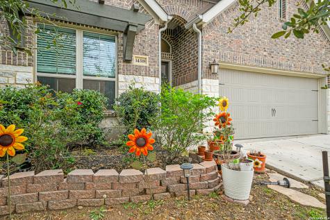 14318 Hallows Grove San Antonio TX 78254