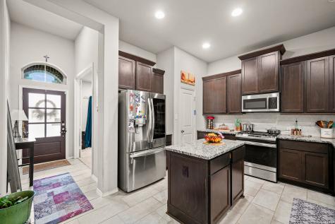 14318 Hallows Grove San Antonio TX 78254