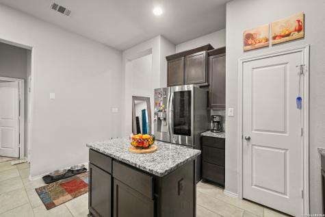 14318 Hallows Grove San Antonio TX 78254