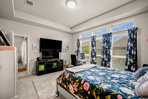 14318 Hallows Grove San Antonio TX 78254