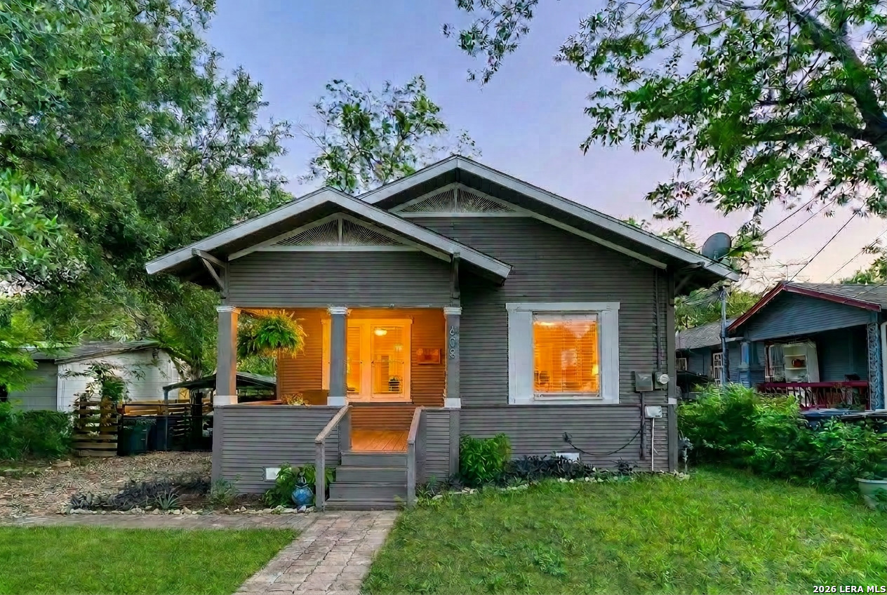 608 E Mistletoe San Antonio TX 78212