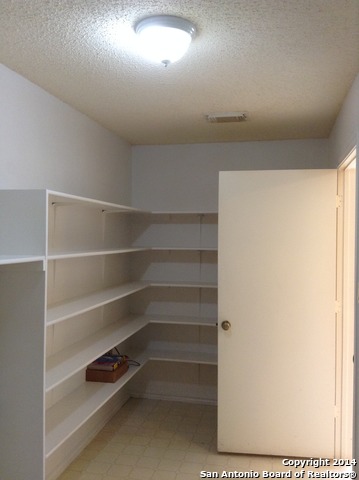 7231 Raintree Forest San Antonio TX 78233