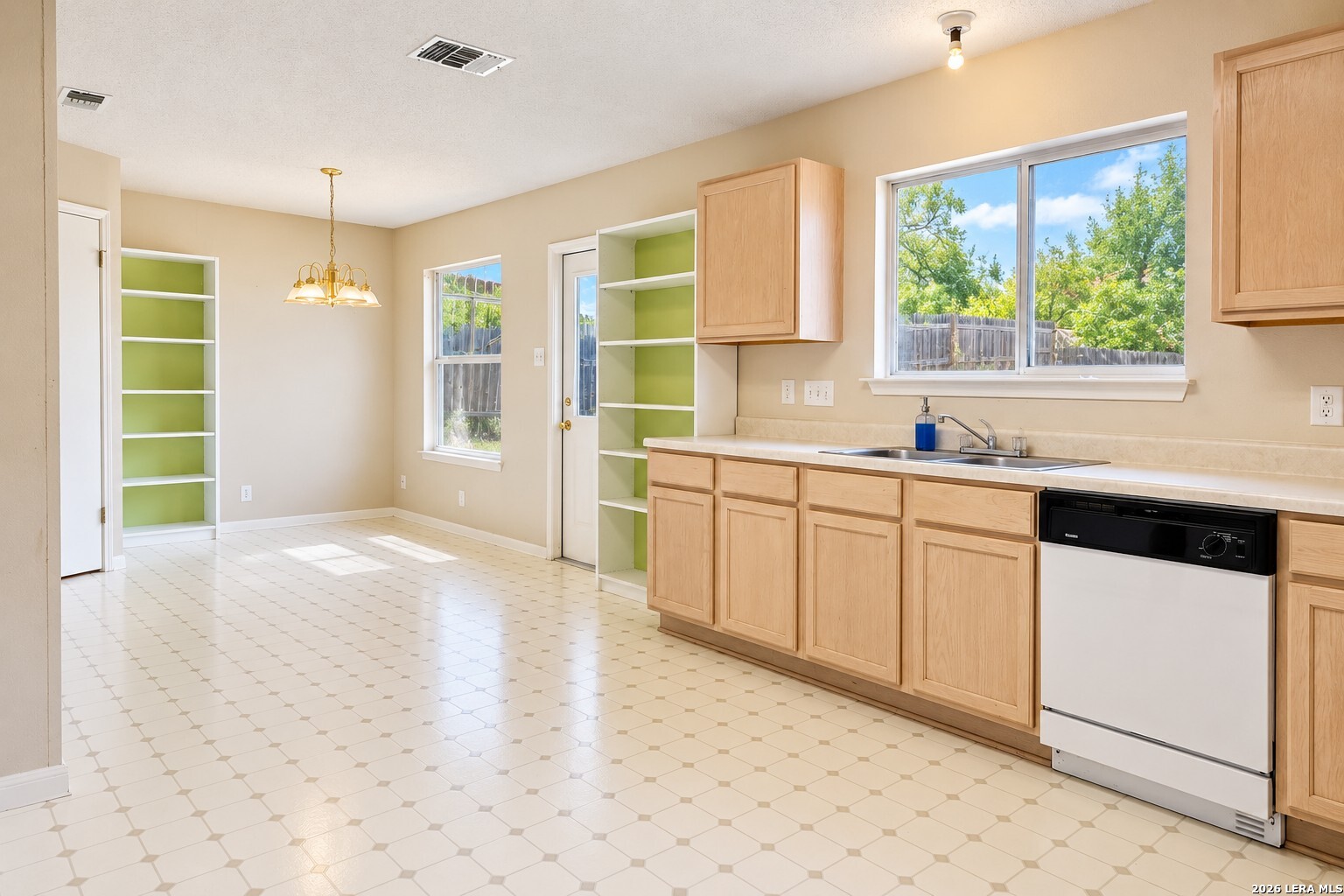 6123 Bear Branch San Antonio TX 78222