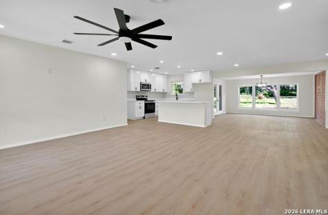 113 Aribe Drive San Antonio TX 78216
