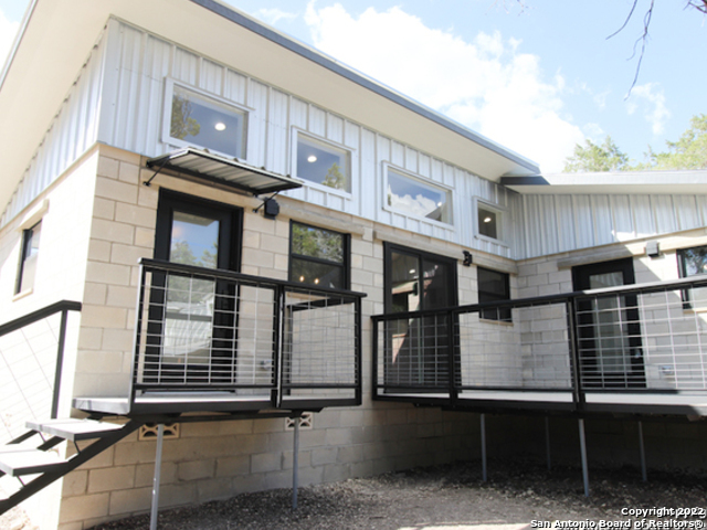 242 White Bass Drive Lakehills TX 78063
