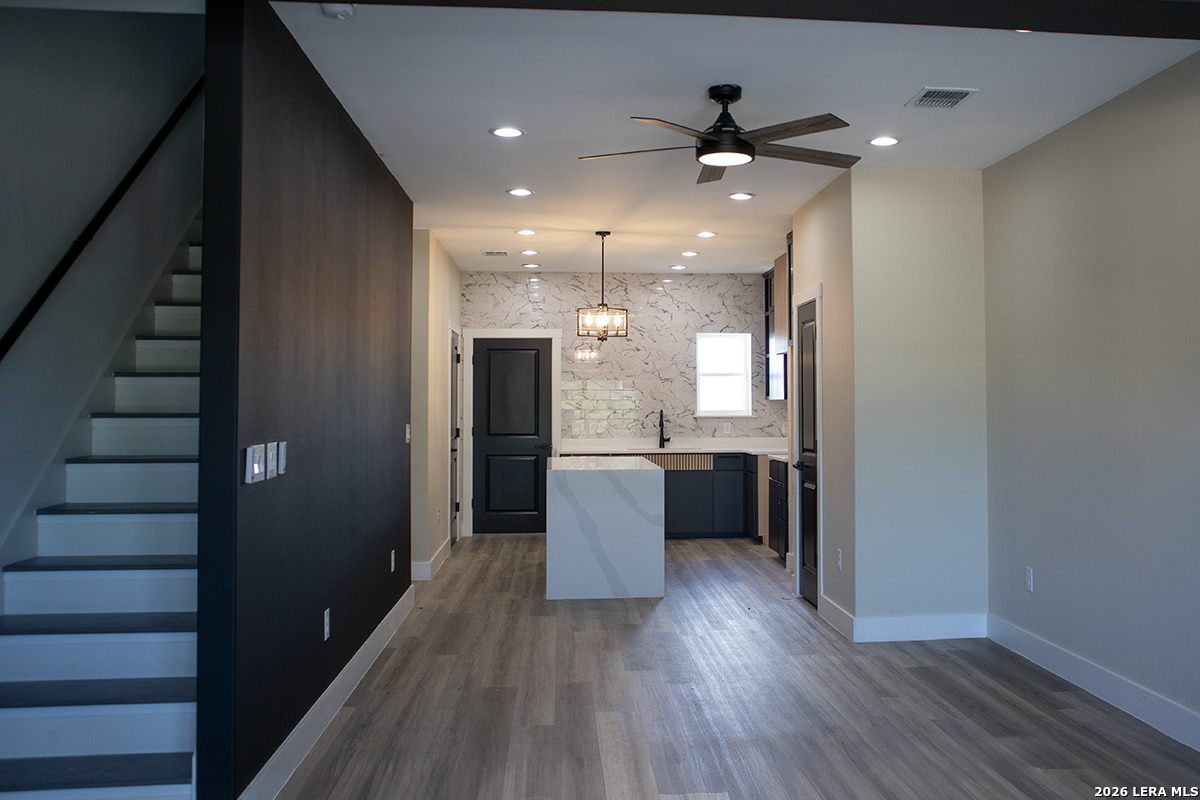 130 E Lachapelle San Antonio TX 78204