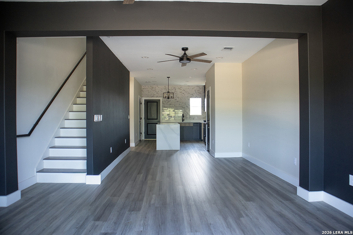 130 E Lachapelle San Antonio TX 78204