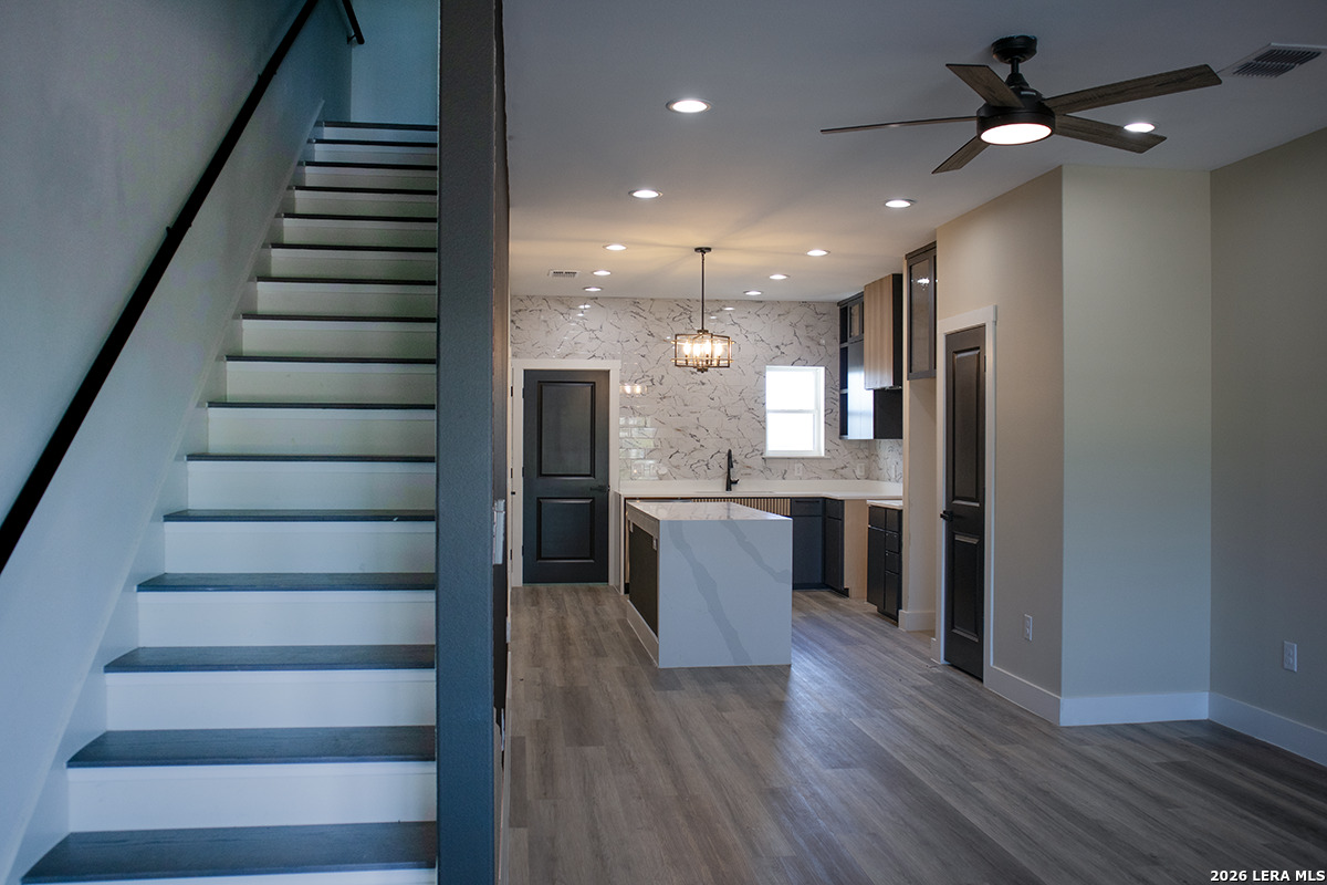130 E Lachapelle San Antonio TX 78204