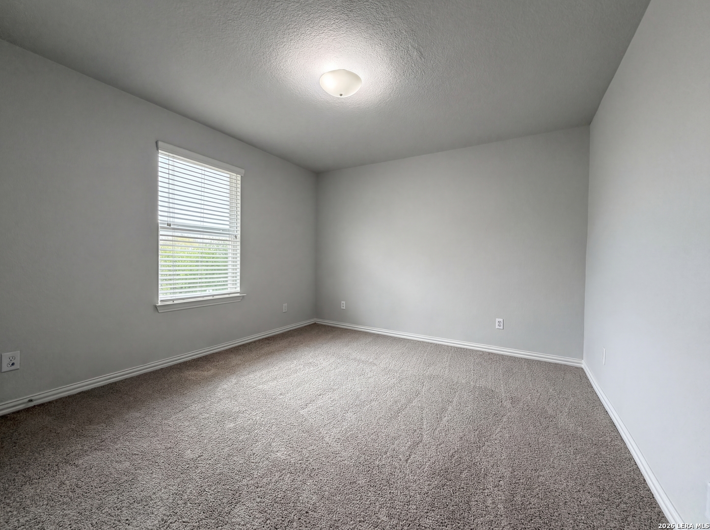 8910 Olmstead Converse TX 78109
