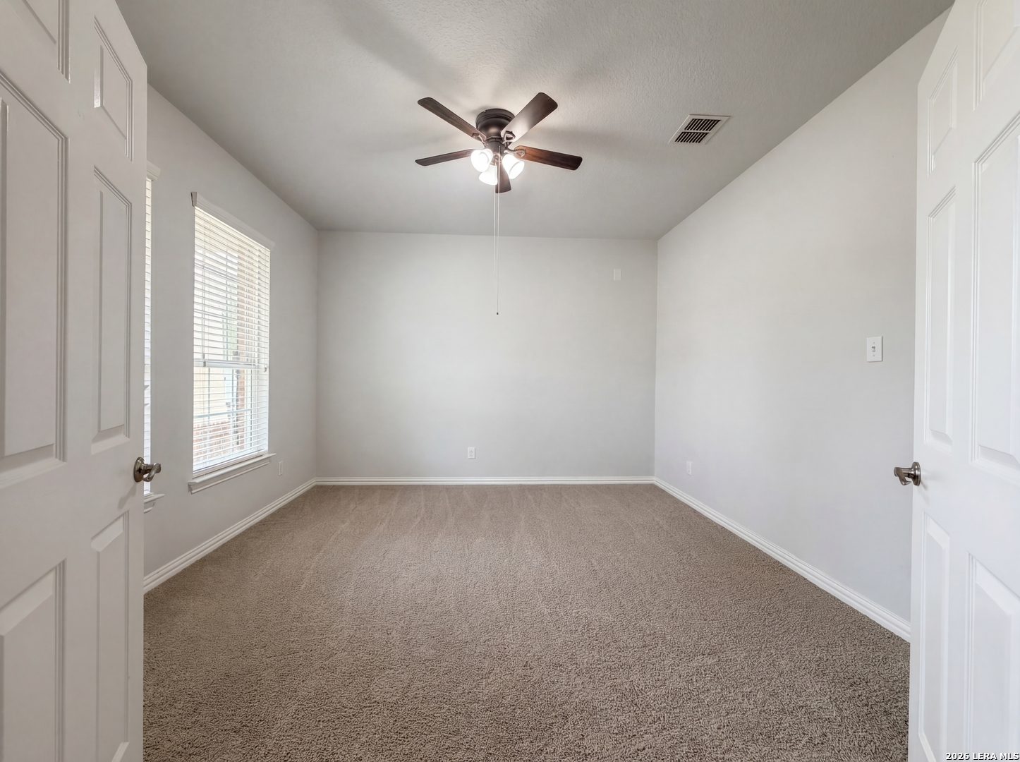 8910 Olmstead Converse TX 78109