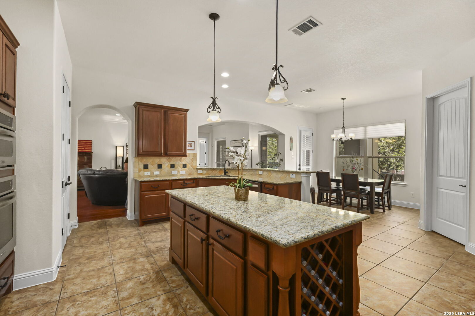 1011 Olivia View San Antonio TX 78260