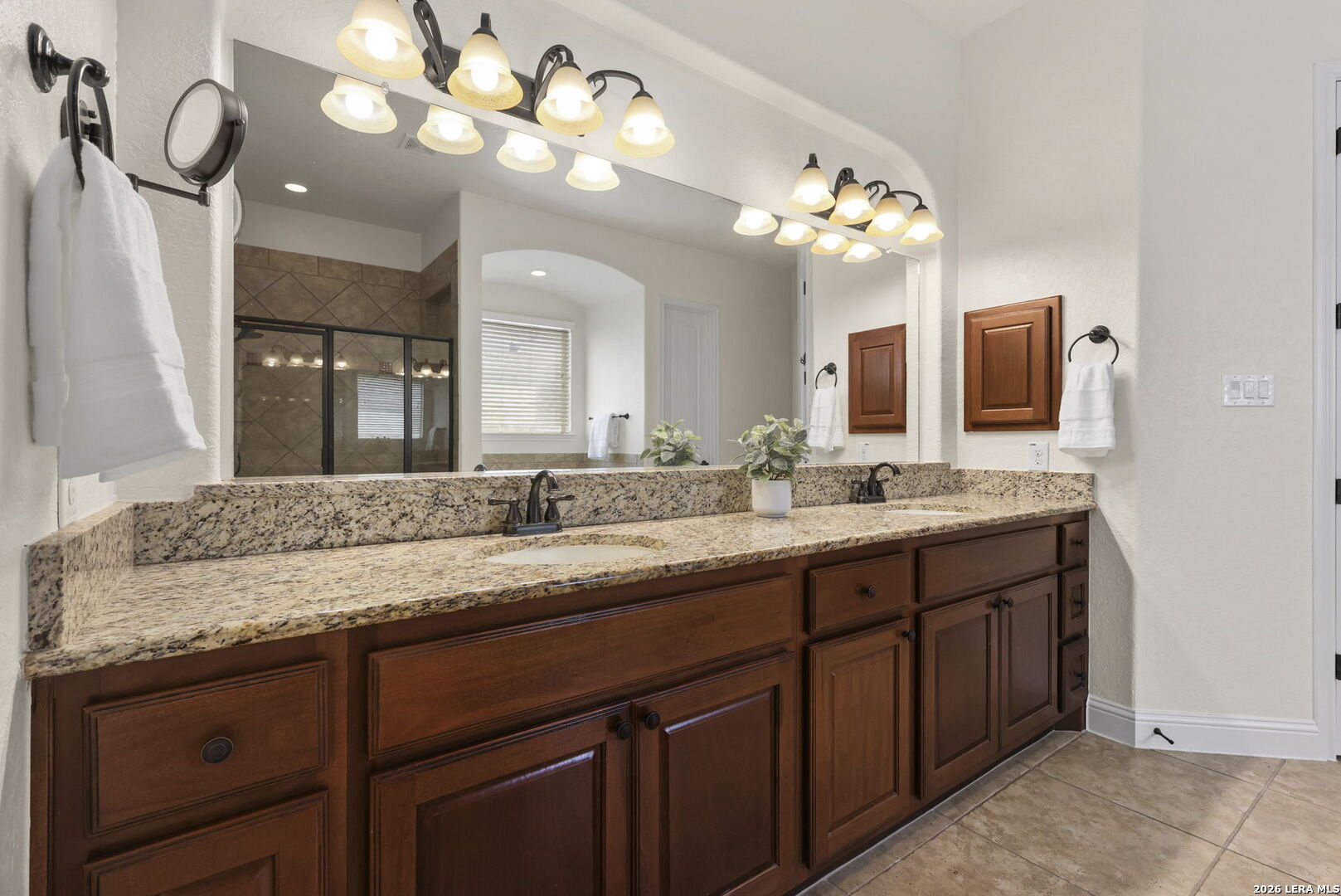1011 Olivia View San Antonio TX 78260