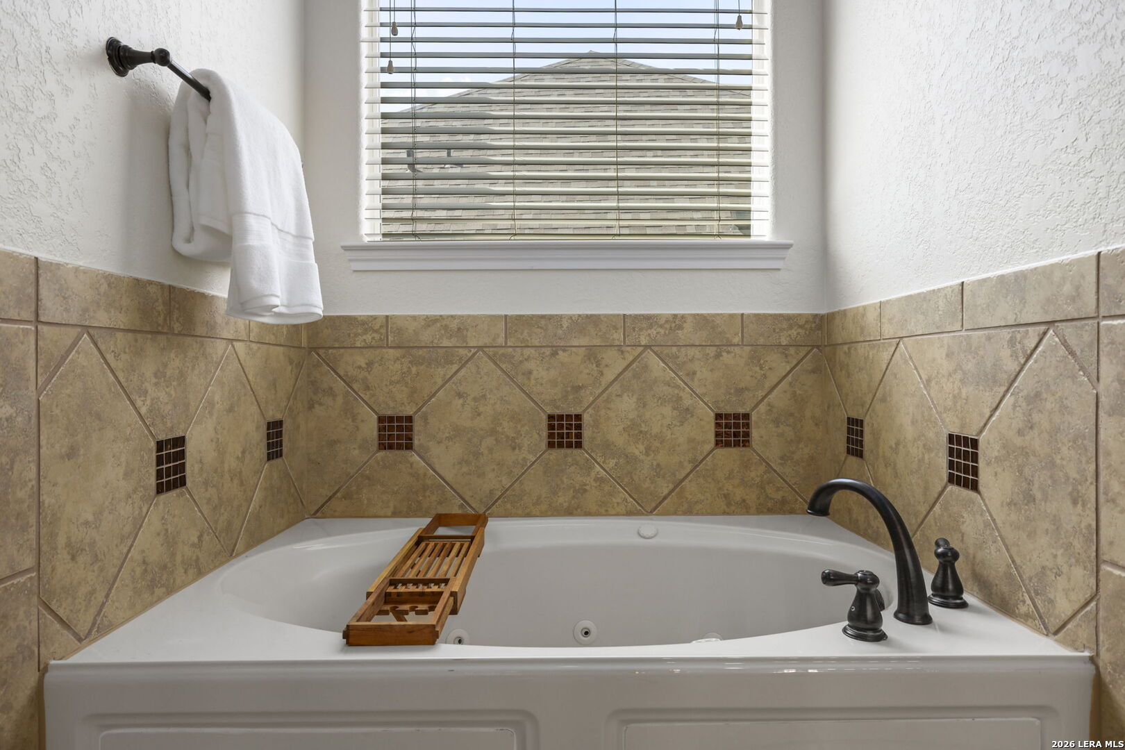1011 Olivia View San Antonio TX 78260