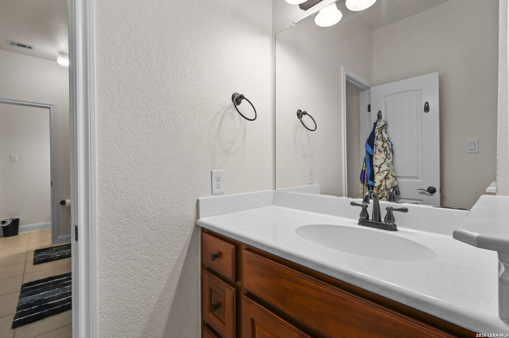 1011 Olivia View San Antonio TX 78260