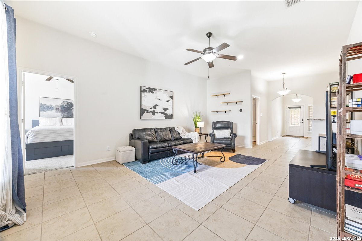 330 Callalily New Braunfels TX 78132