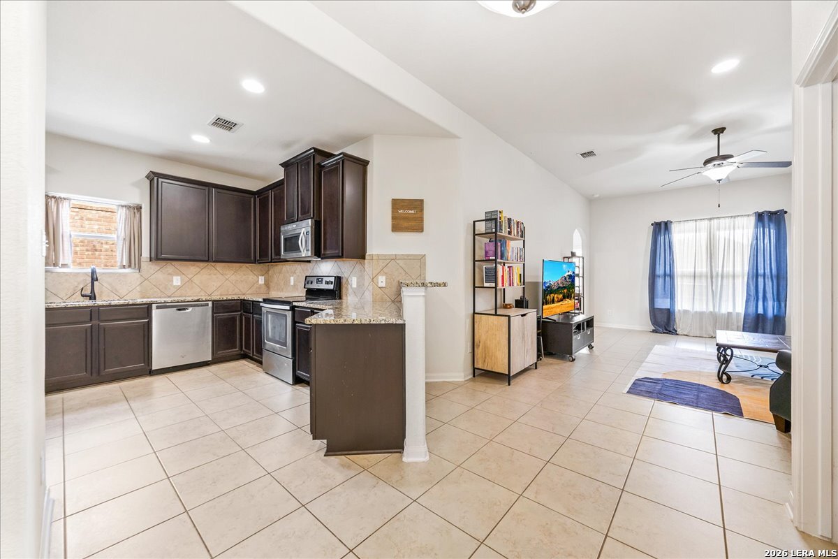 330 Callalily New Braunfels TX 78132